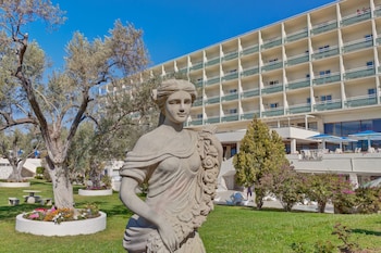 palmariva beach hotel by anayia all inclusive resorts