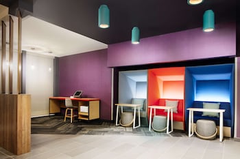 tru by hilton charleston airport