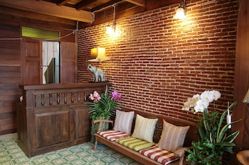 rustic river boutique