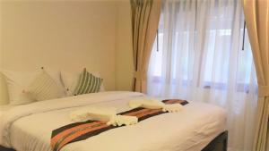 rustic river boutique