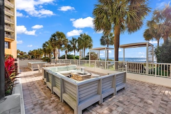 breakers boutique condos oceanfront