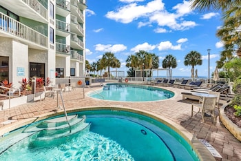breakers boutique condos oceanfront