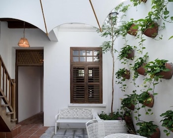 rope walk guesthouse hostel