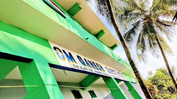 om ganesh guest house cliffside