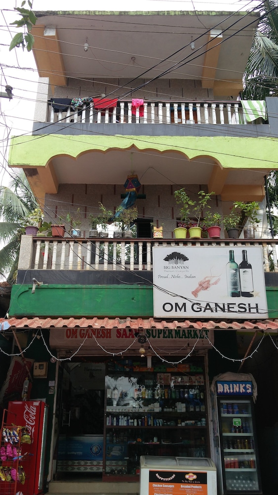 om ganesh guest house cliffside