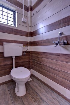 om ganesh guest house cliffside