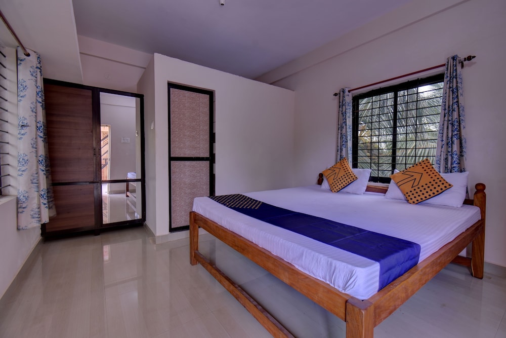 om ganesh guest house cliffside