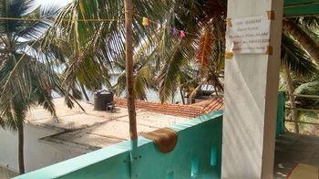 om ganesh guest house cliffside