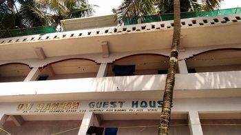 om ganesh guest house cliffside