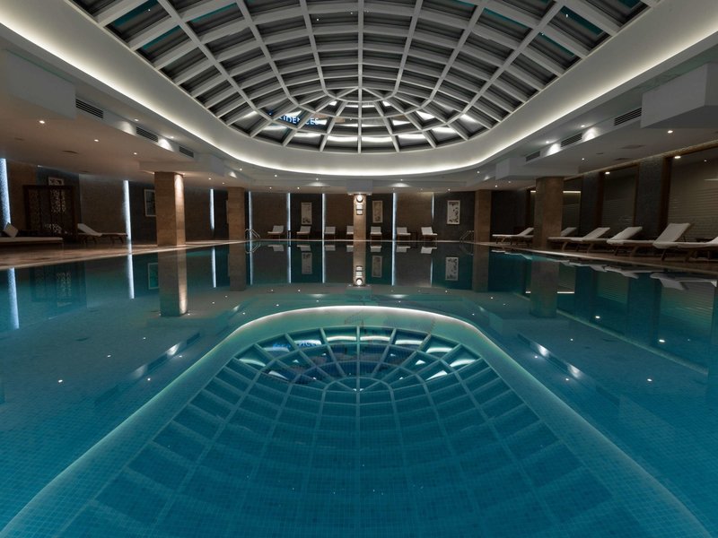 pullman baku