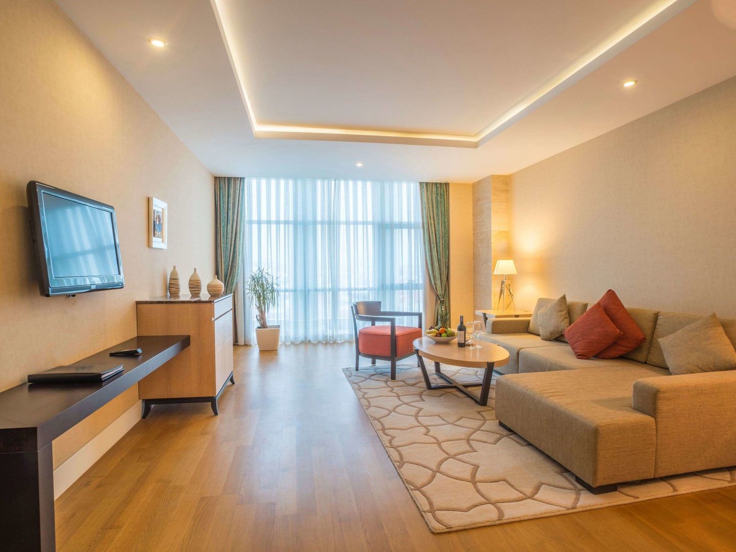 pullman baku