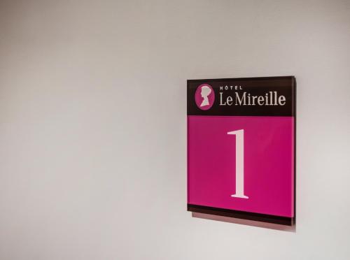 hotel le mireille
