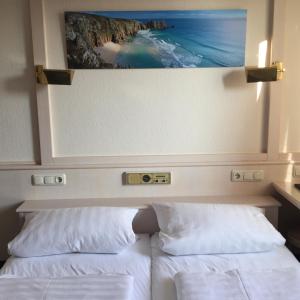 hauser der villa italia