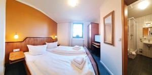 hauser der villa italia