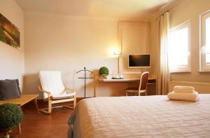 hauser der villa italia