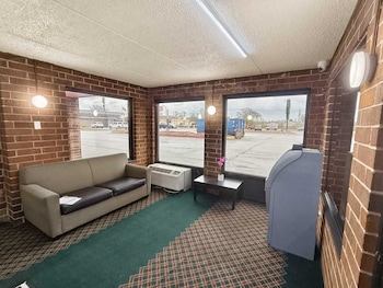 Plaza Hotel By Oyo Calumet Park Near Alsip I 57,,3 star