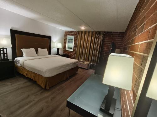 plaza hotel by oyo calumet park near alsip i 57