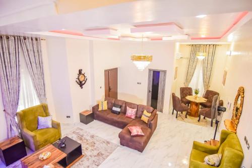 executive 4 bedroom house