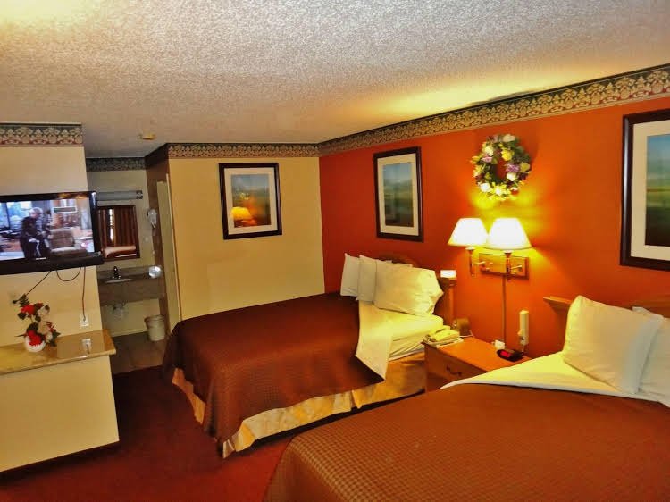 Freer Executive Inn And Studios,Freer>>Alice,3 star