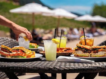 the sylvan lodge at snake river sporting club