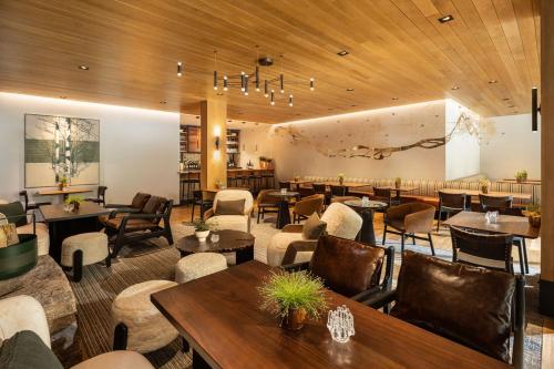 the sylvan lodge at snake river sporting club