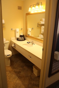 Ramada By Wyndham Cobleskill,,3 star