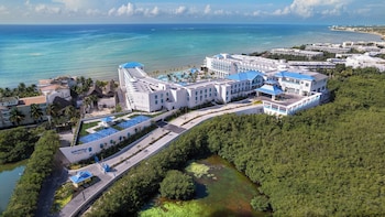 margaritaville island reserve riviera maya an adults only all inclusive