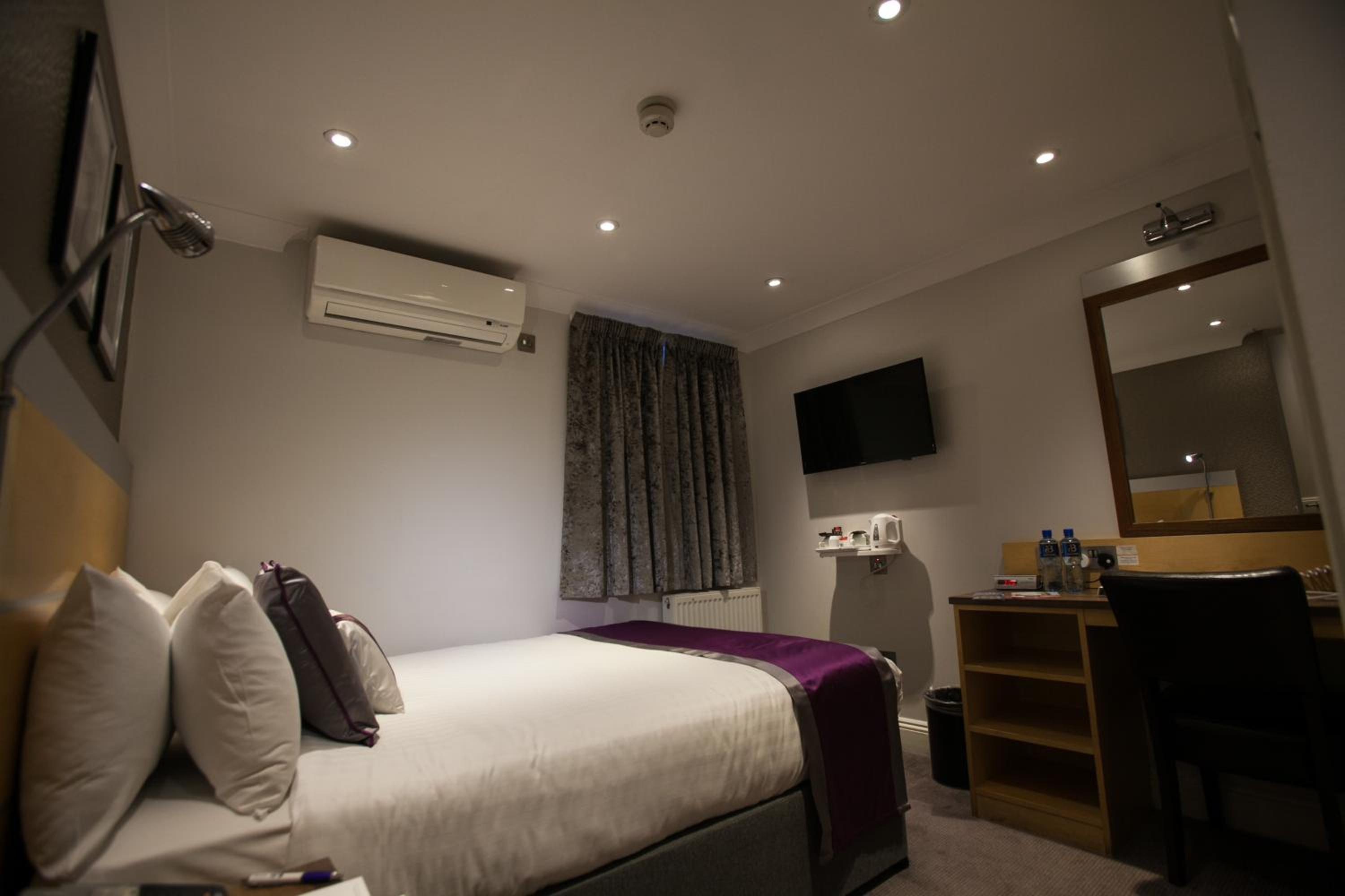 spark by hilton london chiswick