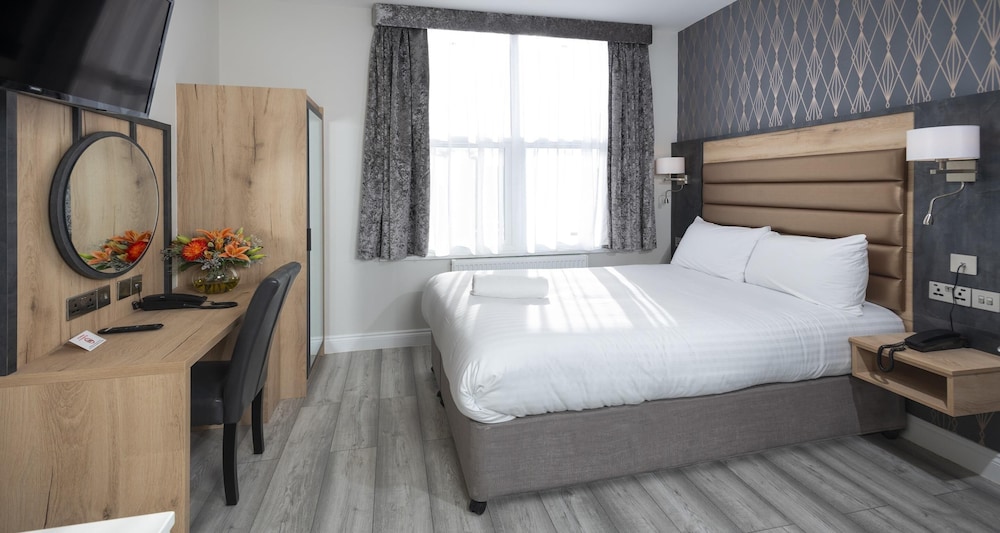 spark by hilton london chiswick