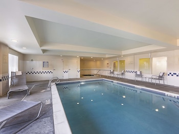 spark by hilton central point medford