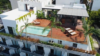 ah xok suites 5a avenida