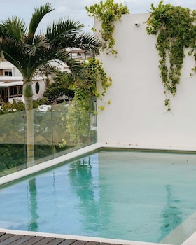 ah xok suites 5a avenida