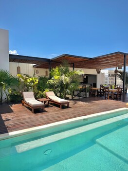 ah xok suites 5a avenida