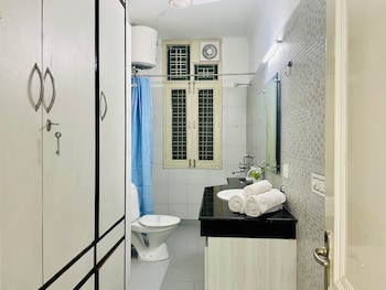bluo 1bhk dlf galleria balcony suite
