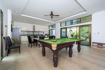 grand tropical pool villa oxavia naiharn