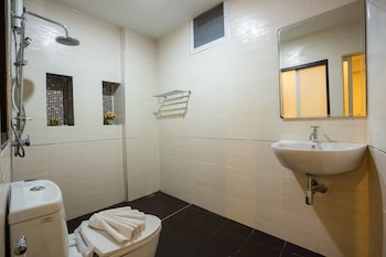 the elegant patong