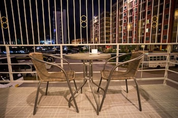 the elegant patong