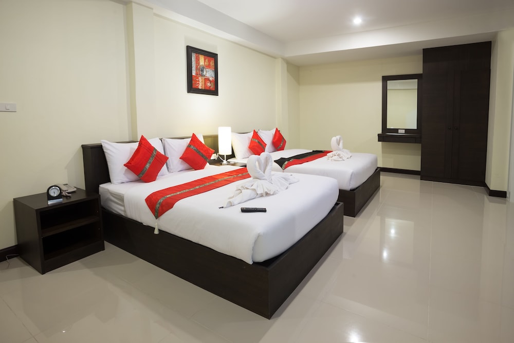 the elegant patong