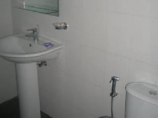 Ananthi Hotels,Near Grand Jummah Mosque,3 star