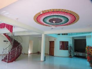 Ananthi Hotels,Near Grand Jummah Mosque,3 star