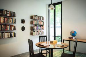 pages rooms