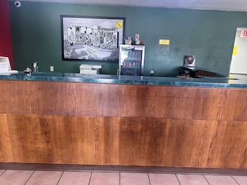 Rockwood Inn Kennett I 55 Near Blytheville,,2 star