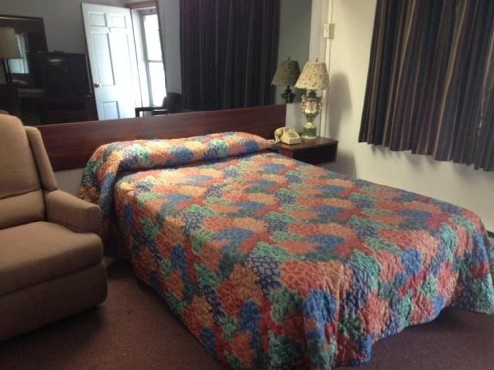 Orchard Park Inn,Orchard Park>>Buffalo,2 star
