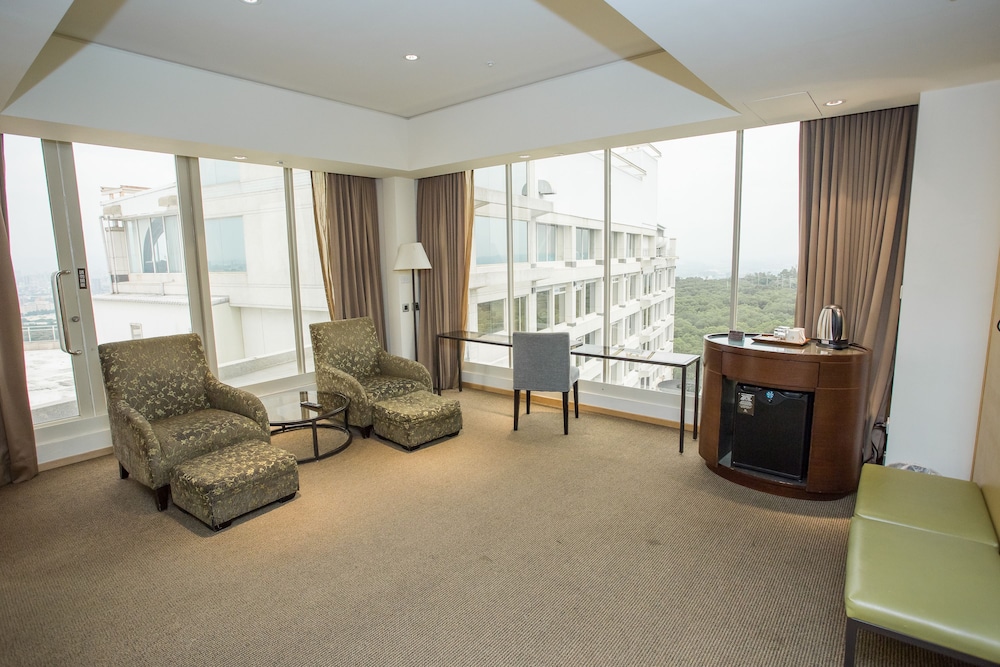 freshfields hotel
