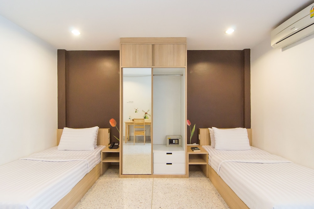 the fifth residence hotel