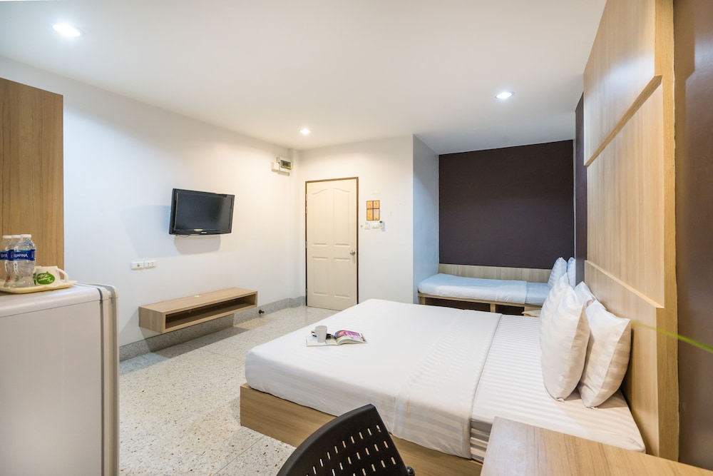 the fifth residence hotel