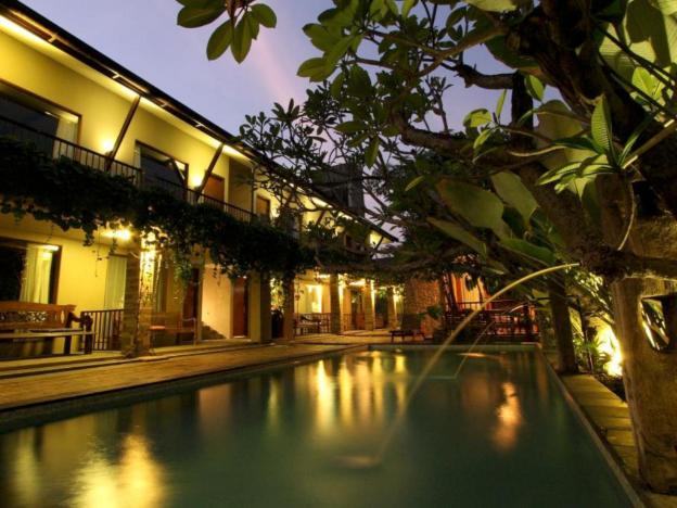 rumah batu boutique hotel