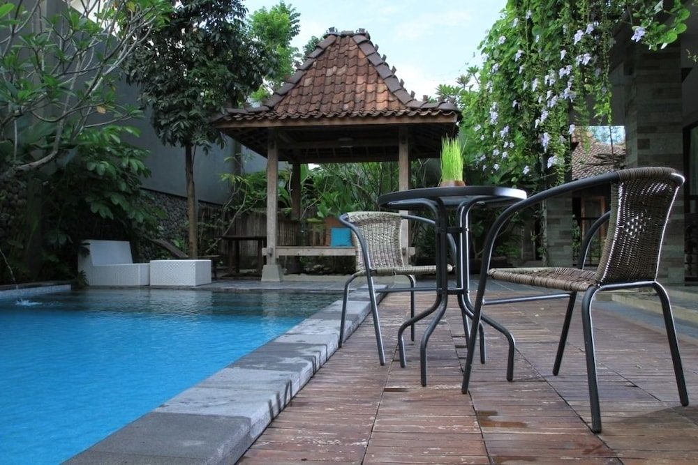 rumah batu boutique hotel