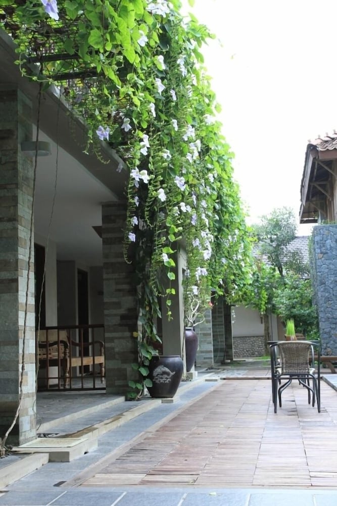 rumah batu boutique hotel