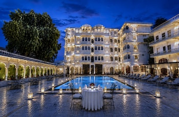 amar mahal luxury boutique hotel near fateh sagar lake udaipur